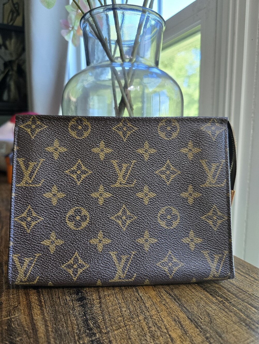Louis Vuitton Monogram Toiletry 19 Pouch (2008)
